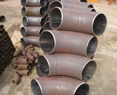 Stainless steel 304L buttweld 90° short radius elbow manufacturing at our mumbai stockyard